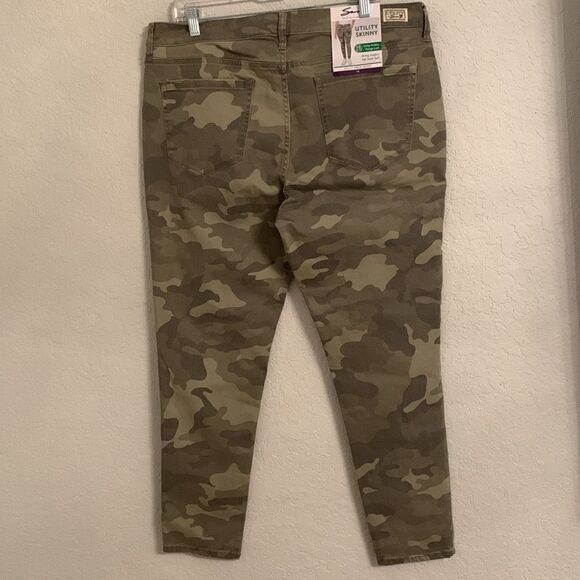 NWT Seven7 Util Ankle Skinny Sandstorm Green Pants Women’s Size 16 - Picture 2 of 9